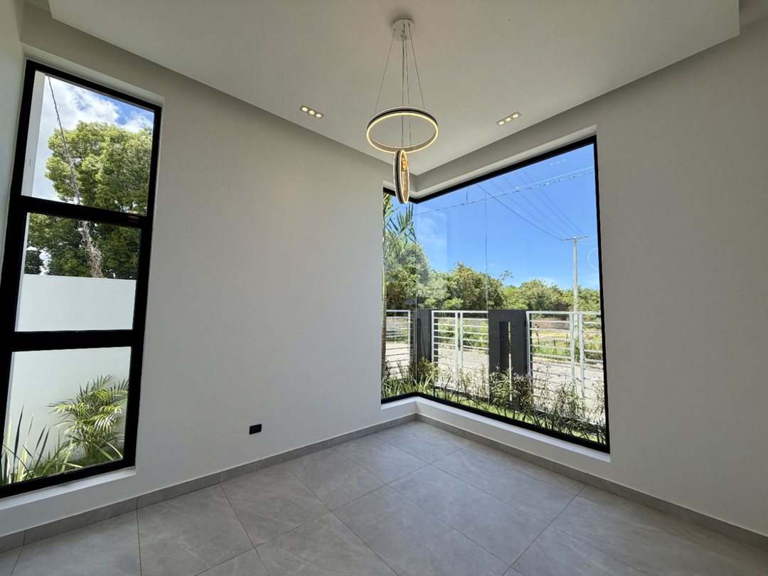 Casa en Res. Don Juan II, foto 3