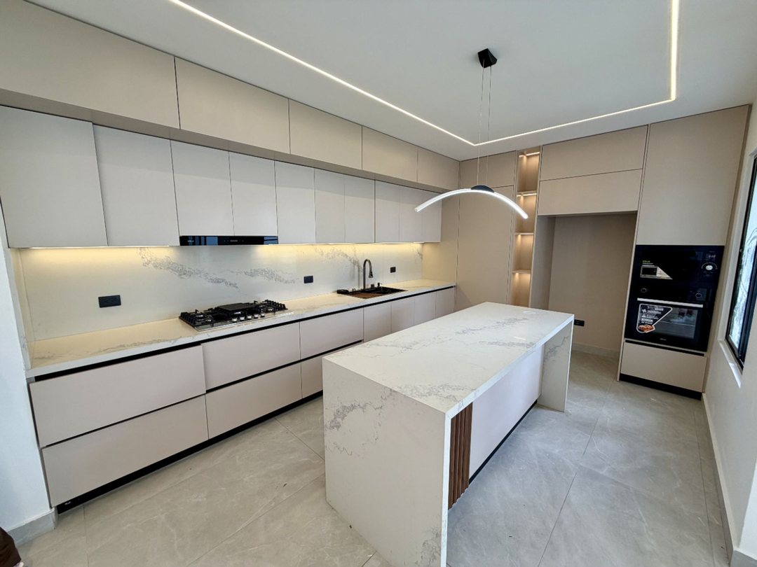 Casa en Res. Don Juan II, foto 4