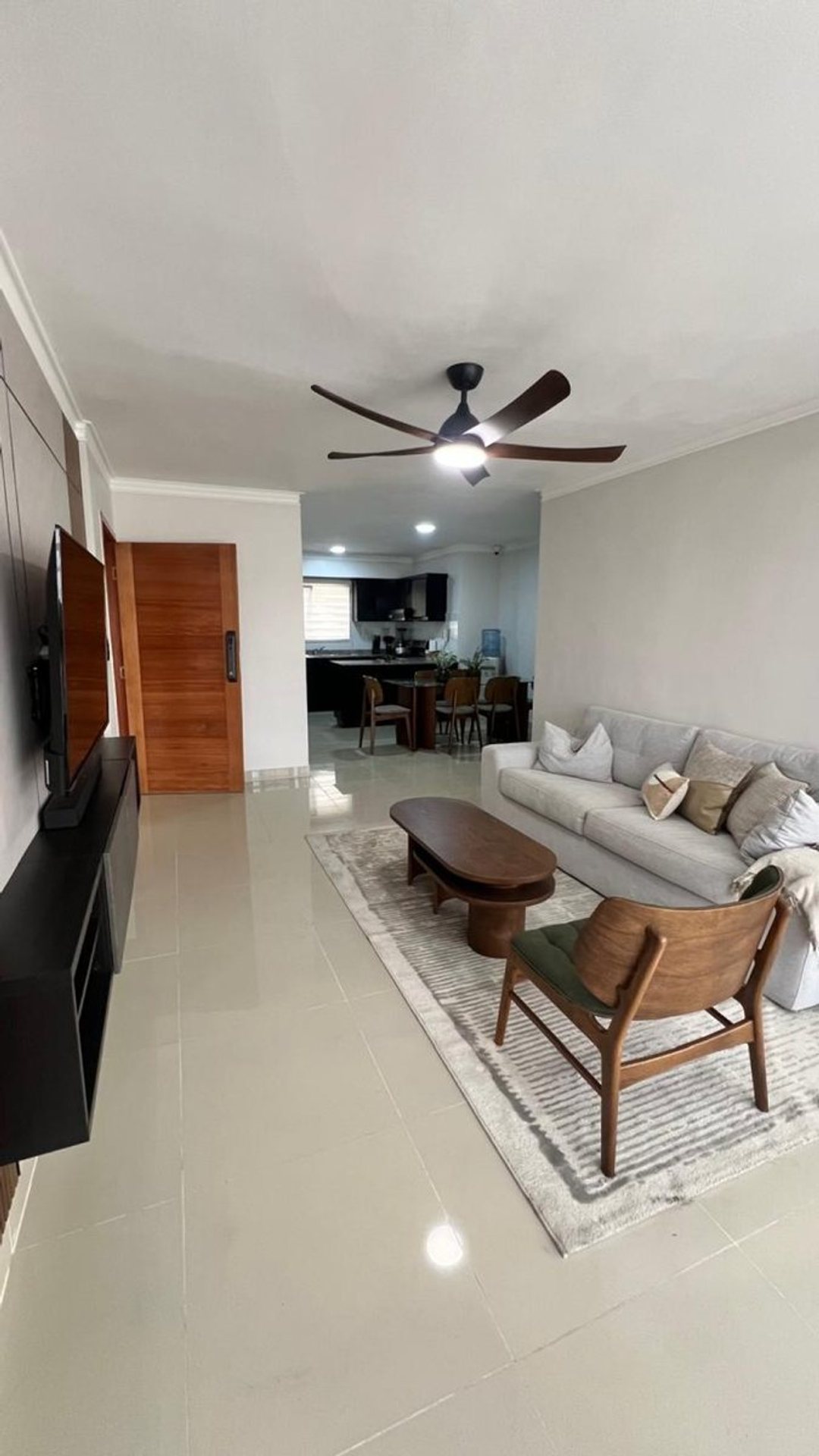 Apartamento en Ciudad Modelo, foto 2