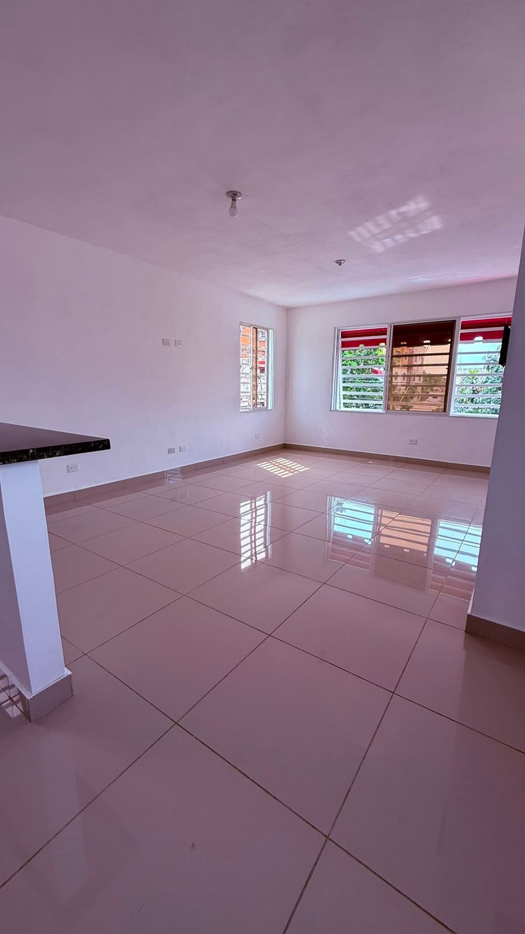 Local comercial en Alma Rosa II, foto 4