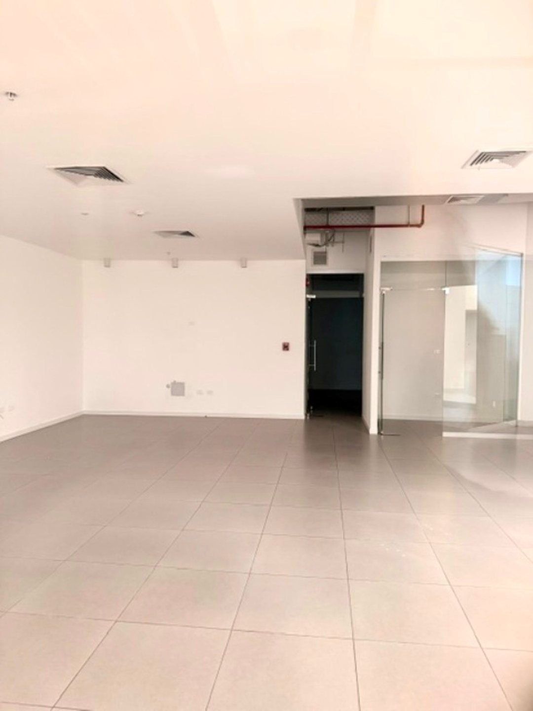 Local comercial en Ensanche Naco