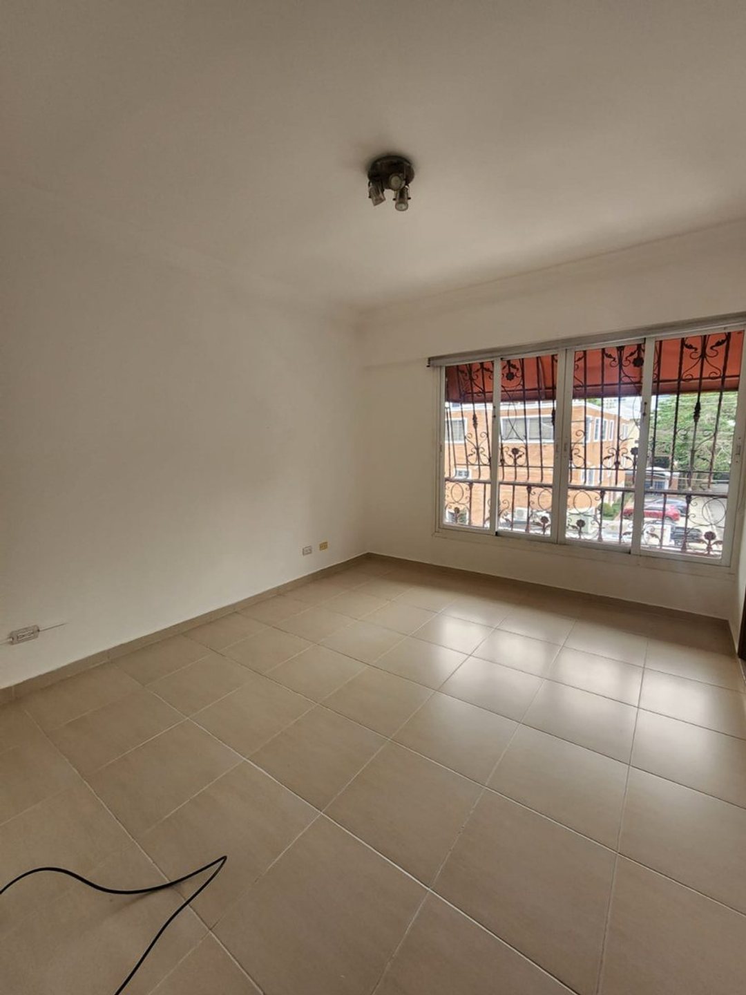 Apartamento en Evaristo Morales, foto 2