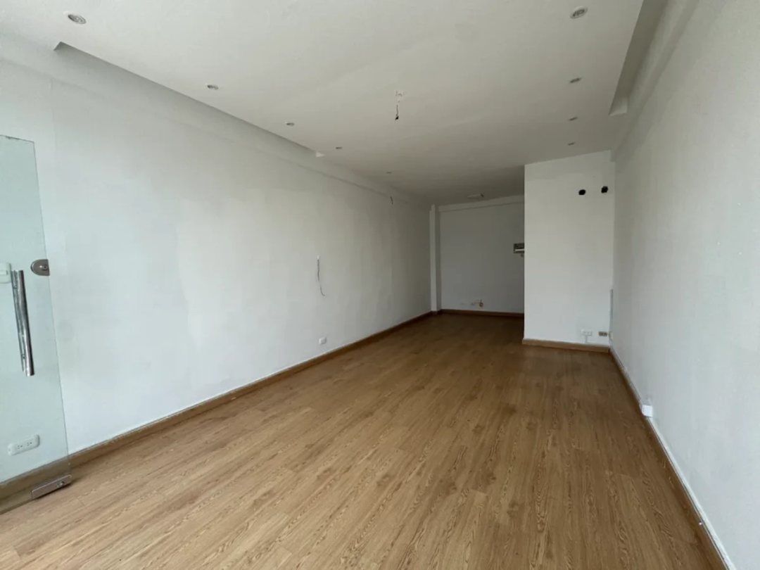 Local comercial en Julieta Morales, foto 2