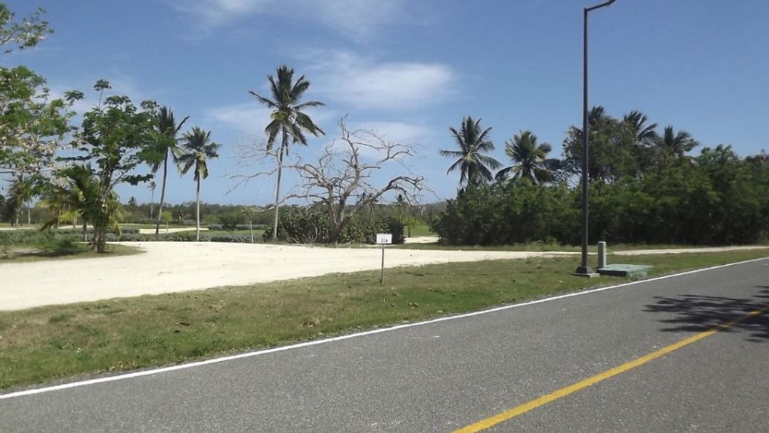 Solar en Playa Nueva Romana, foto 2