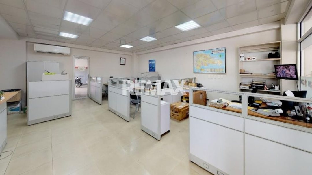 Commercial space in Aut. Duarte