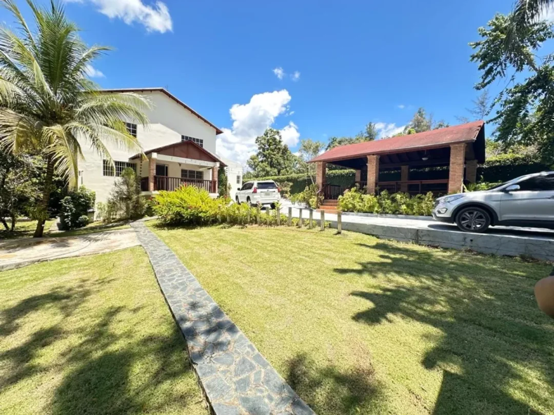 Casa en Lomas Lindas