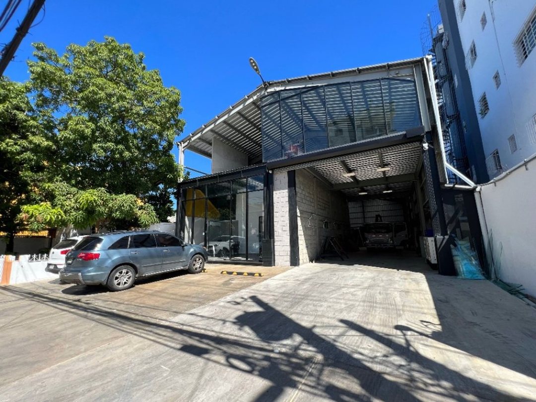 Commercial space in Ensanche Ozama