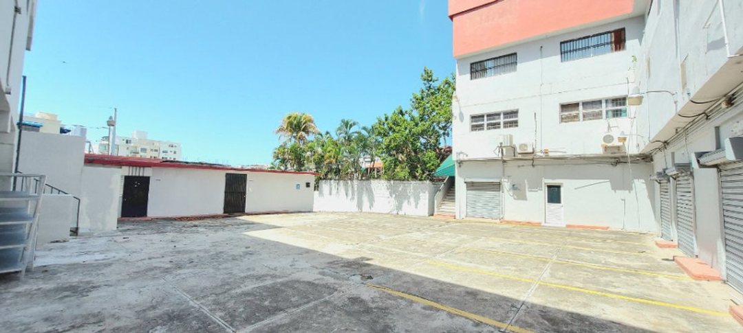 Local comercial en Bella Vista, foto 2