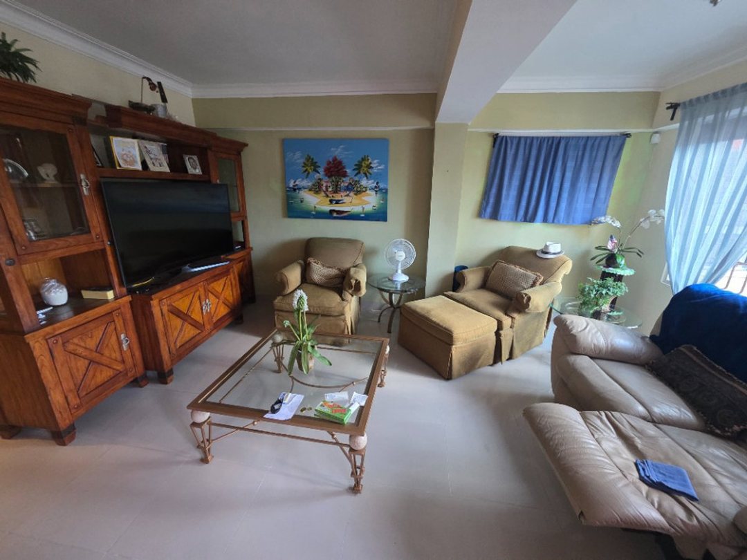 Apartment in Reparto los Tres Ojos