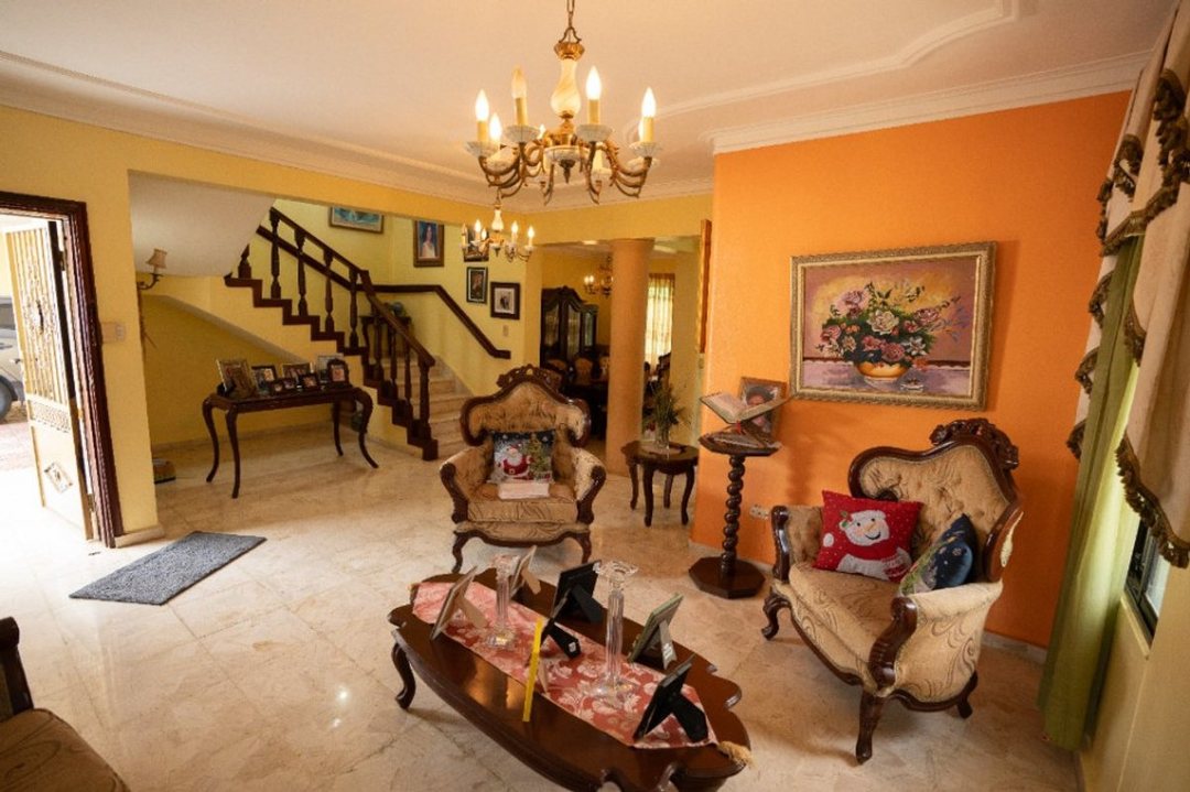 House in Reparto los Tres Ojos