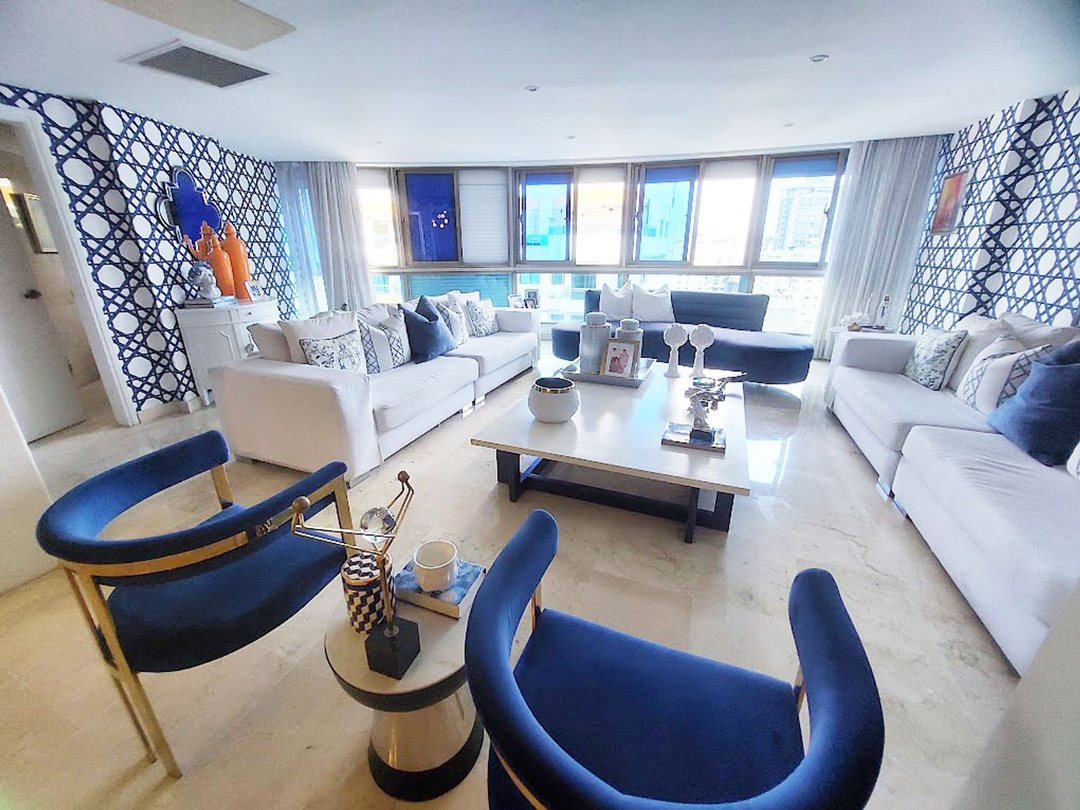 Apartamento en Piso 11 con 5 parqueos, foto 2