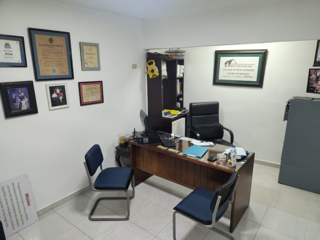 Commercial space in Arroyo Hondo