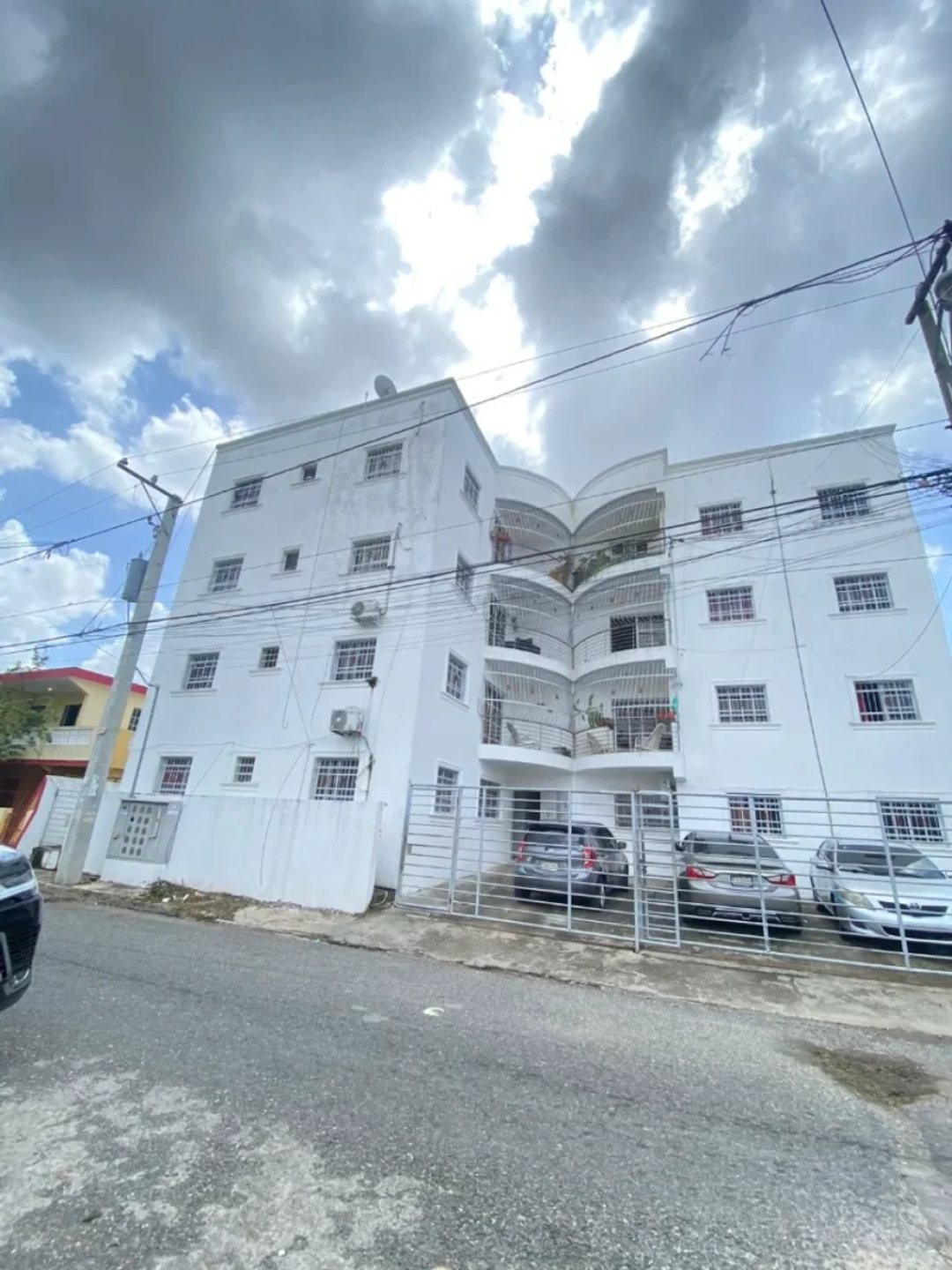 Local comercial en Villa Faro, foto 2
