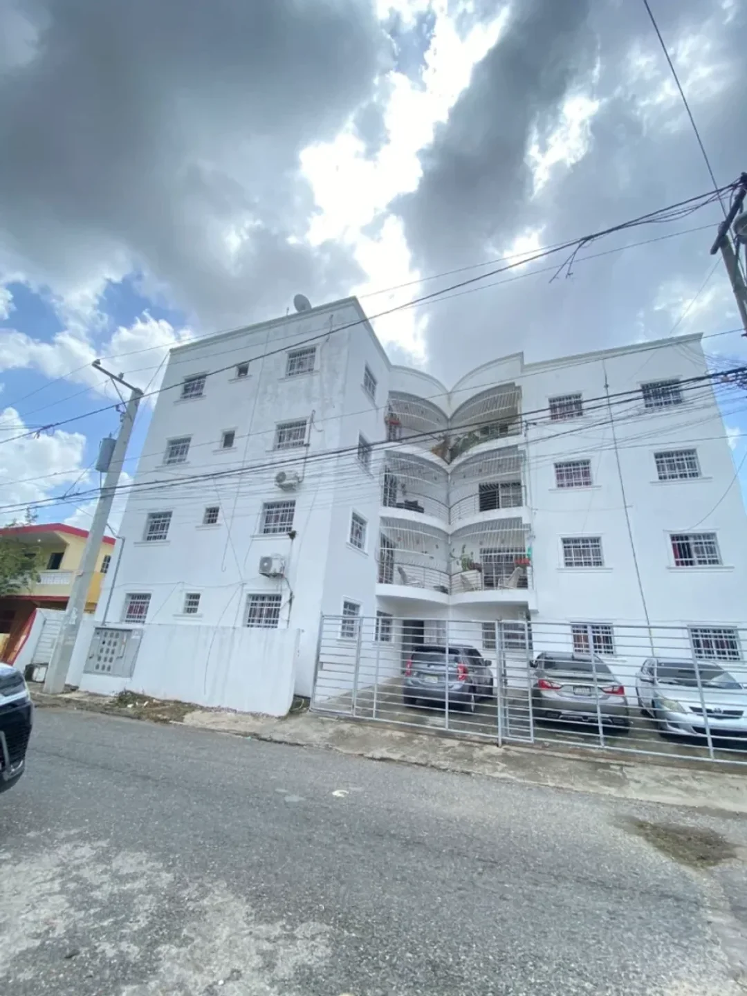 Commercial space in Villa Faro