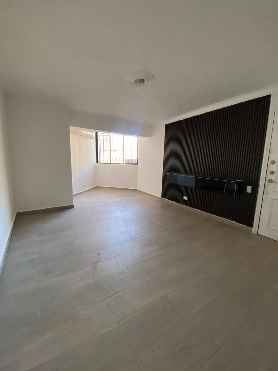 Apartamento en Ensanche Serralles, foto 2