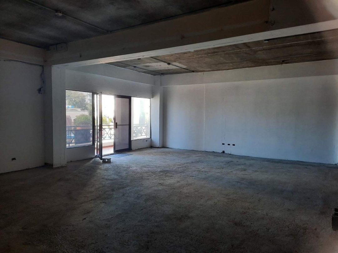 Local comercial en Máximo Gómez, foto 2