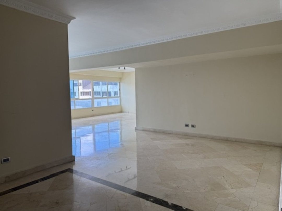 Apartamento en Naco., foto 2