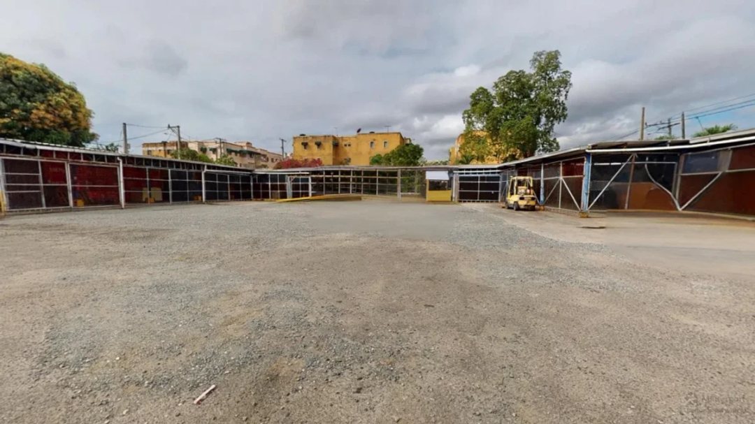 Local comercial en Villa Faro, foto 4