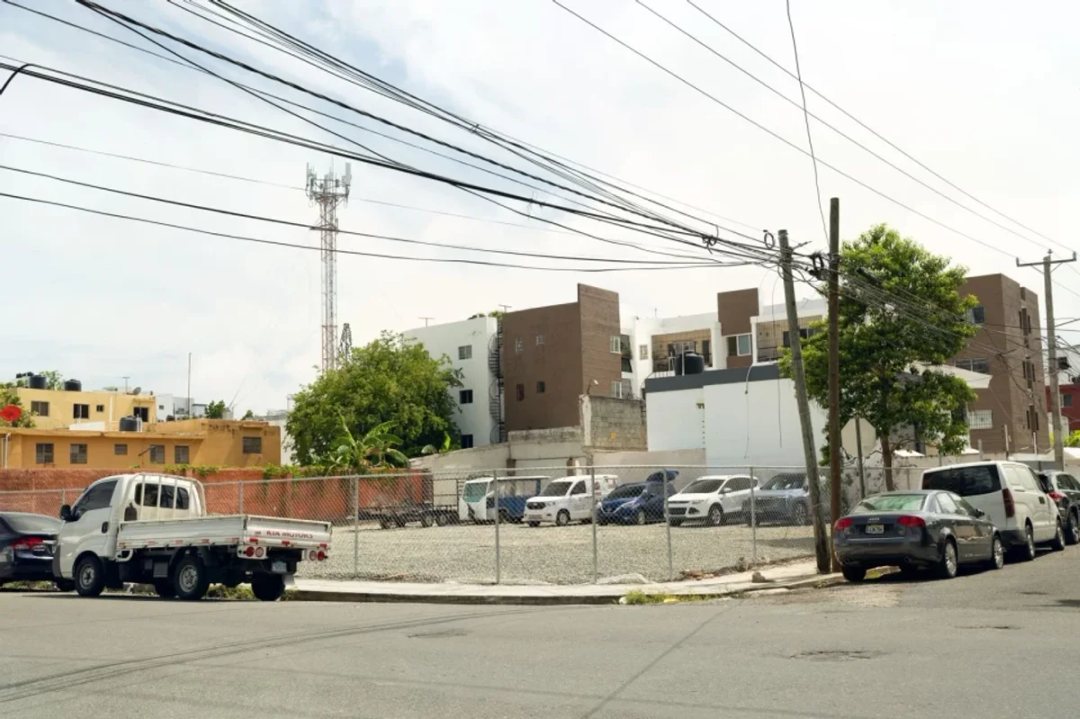 Local comercial en Quisqueya, foto 3