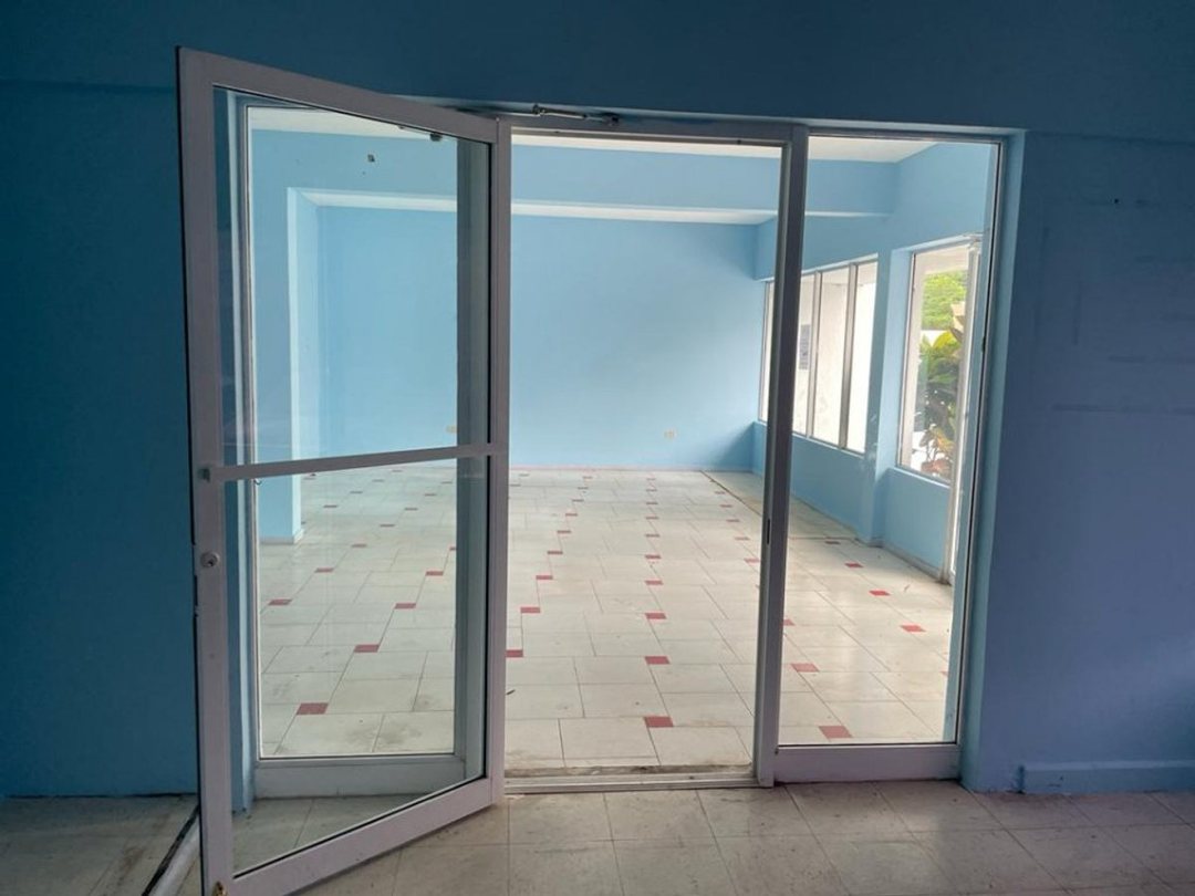 Local comercial en primer nivel, foto 4