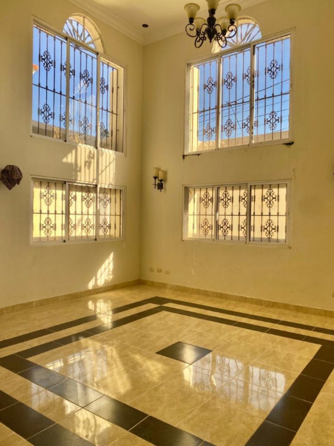Casa en Bella Vista, Santo Domingo — Bella Vista, Distrito Nacional