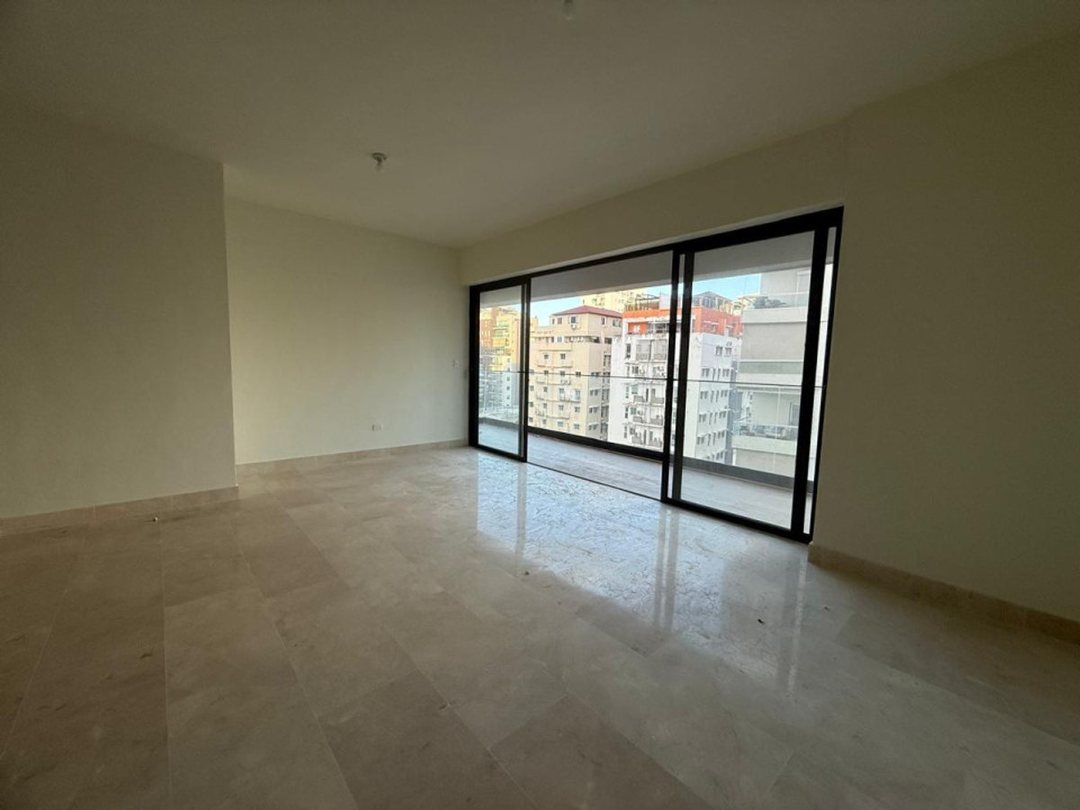 Apartamento en Ensanche Serralles, foto 4