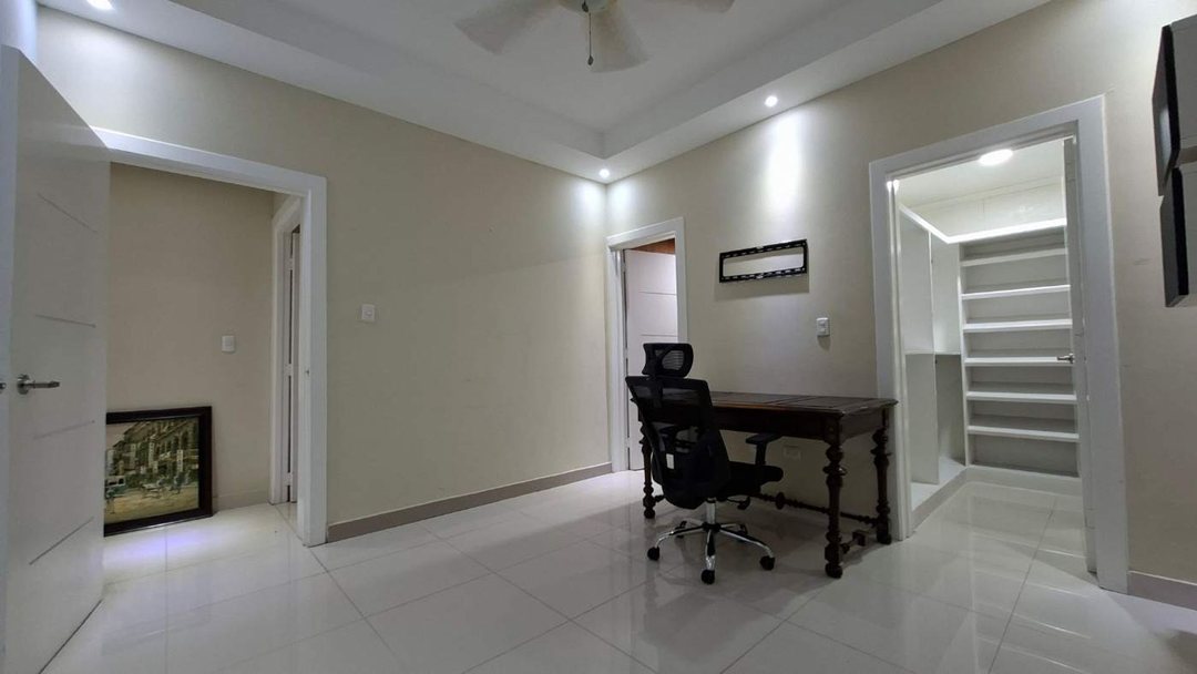 Apartamento en Evaristo Morales, foto 3