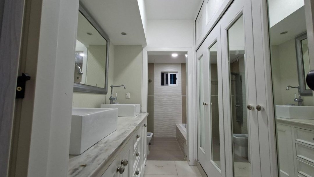 Apartamento en Evaristo Morales, foto 2