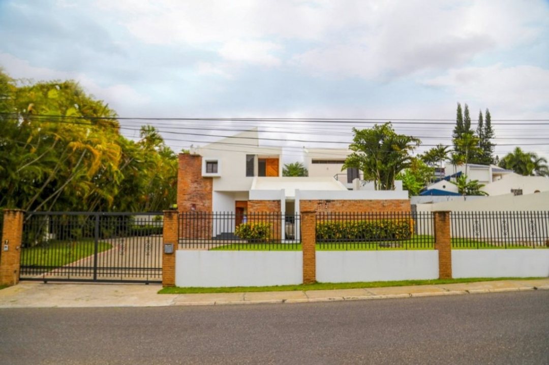 Casa en Los Cerros de Gurabo, foto 3