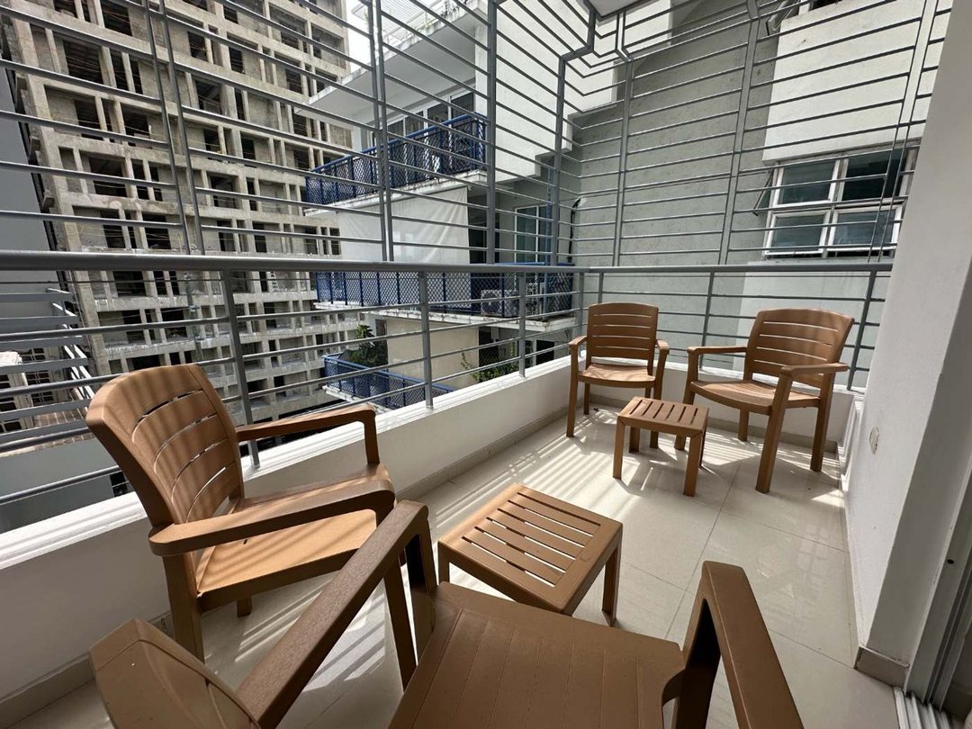 Apartamento en Evaristo Morales, foto 2