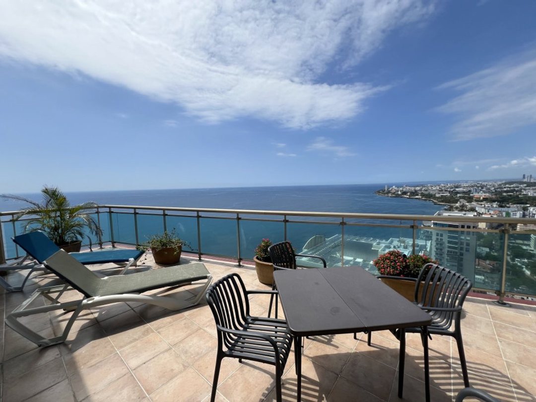Penthouse en Malecon, foto 2