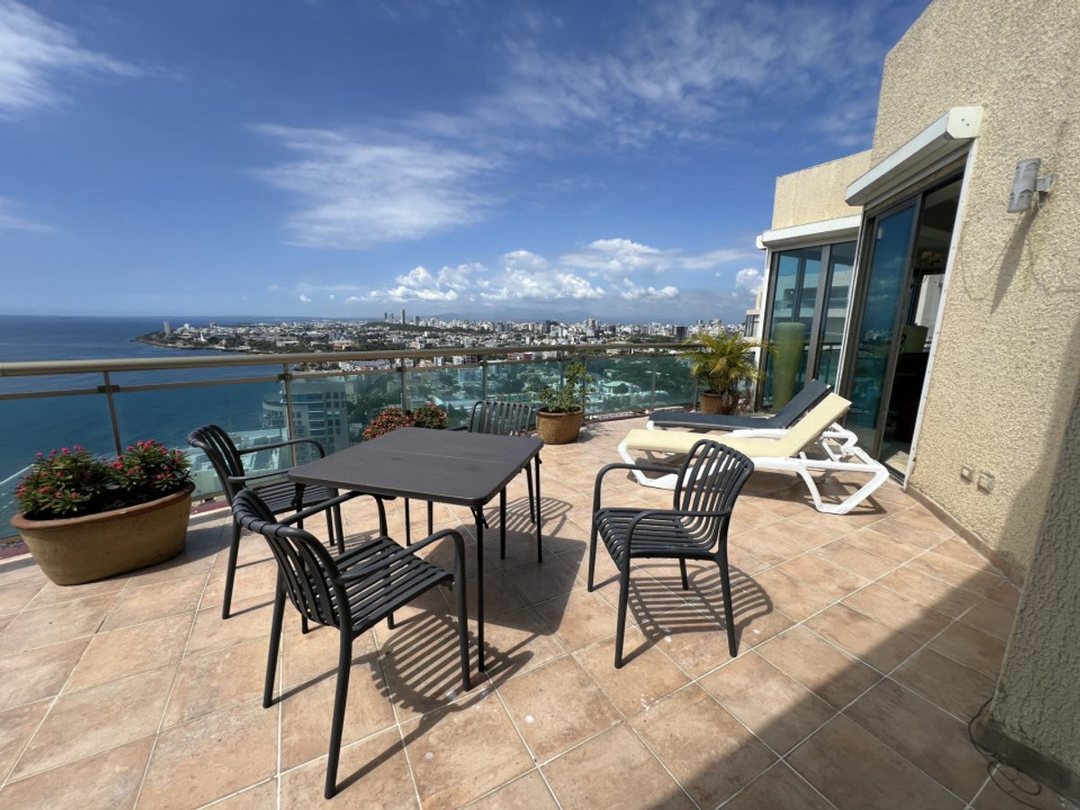 Penthouse en Malecon, foto 3