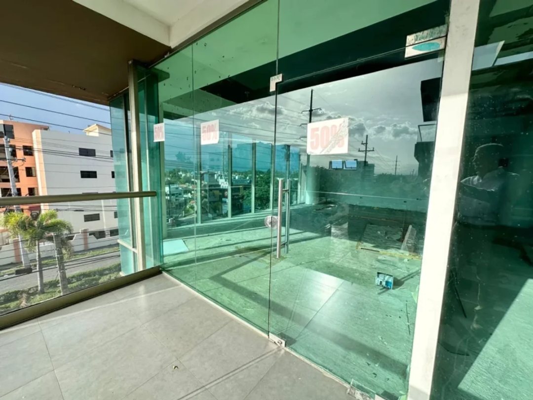 Local comercial en Altos de Arroyo Hondo Ii, foto 2