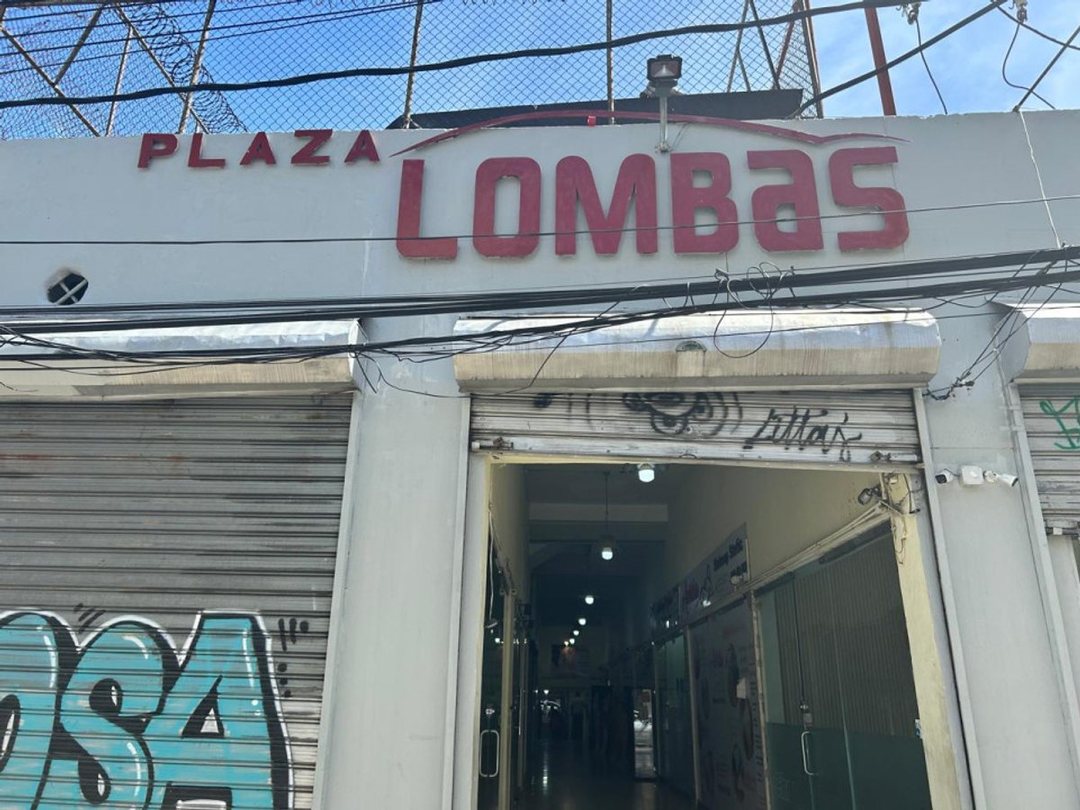 Local comercial en El Conde, foto 3