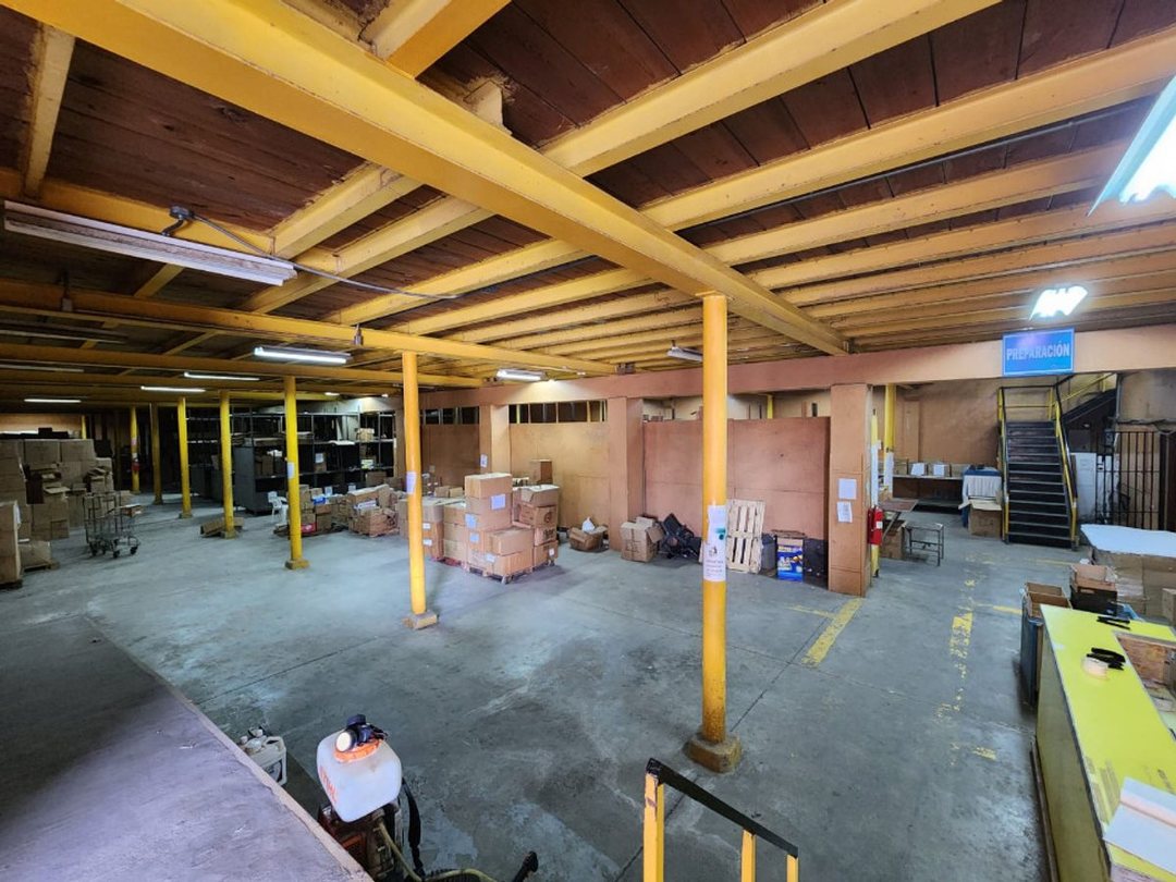 Local comercial en Hainamosa, foto 4