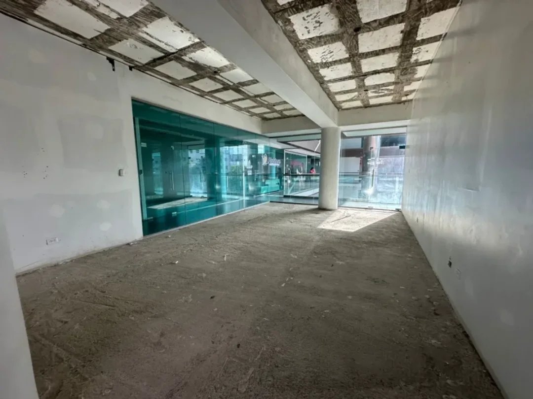 Commercial space in Altos de Arroyo Hondo Ii