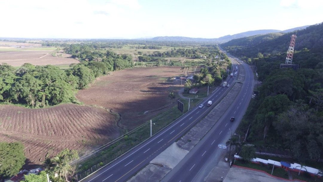 Lot in El Pinito