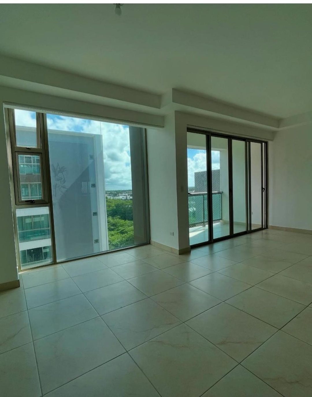 Apartamento en Jardines del Este, foto 2