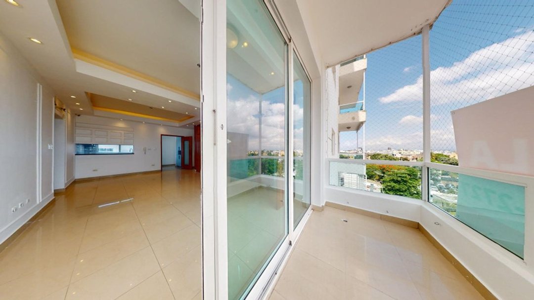Apartamento en Evaristo Morales, foto 2