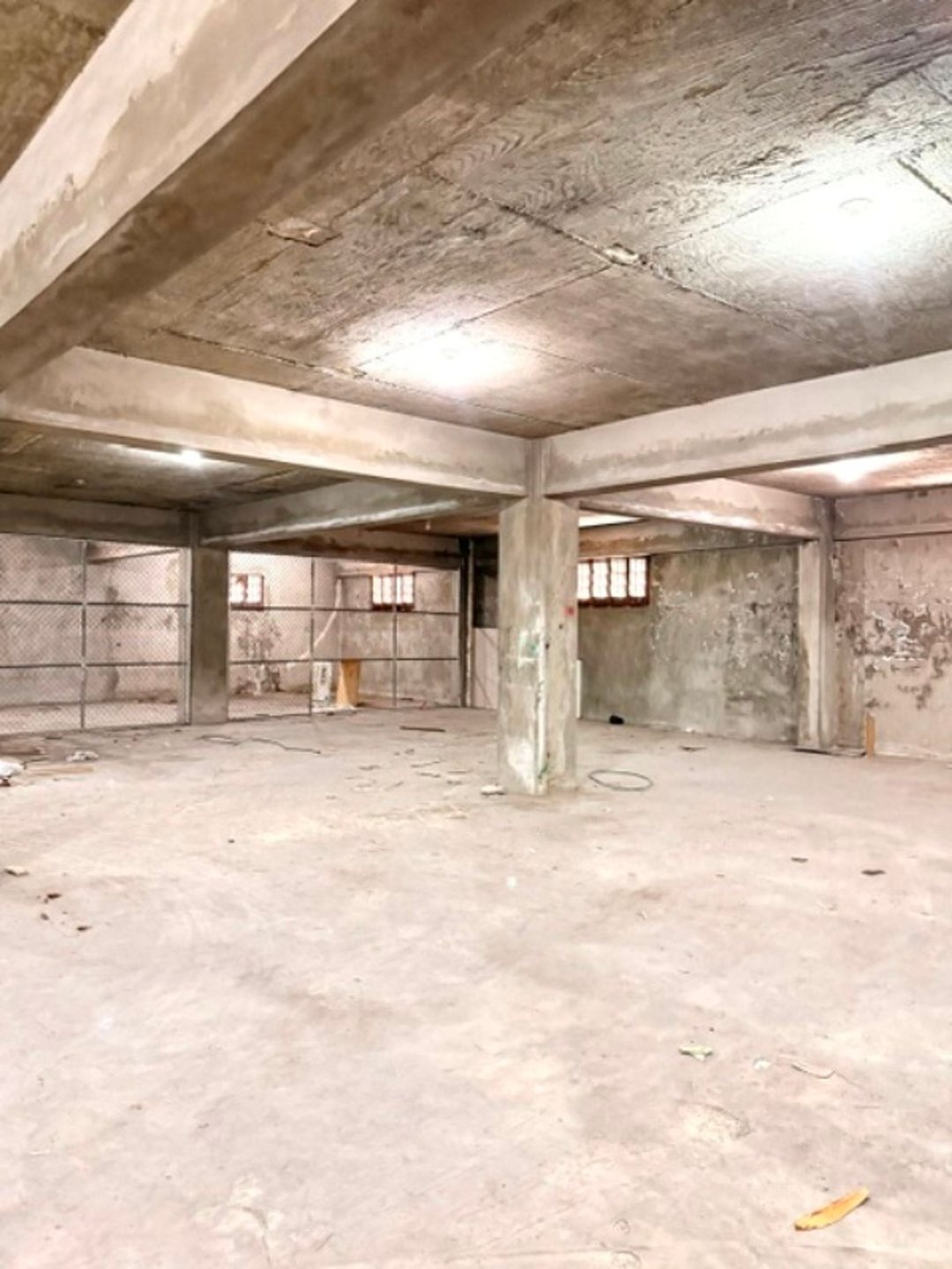 Local comercial en Ensanche Kennedy, foto 2