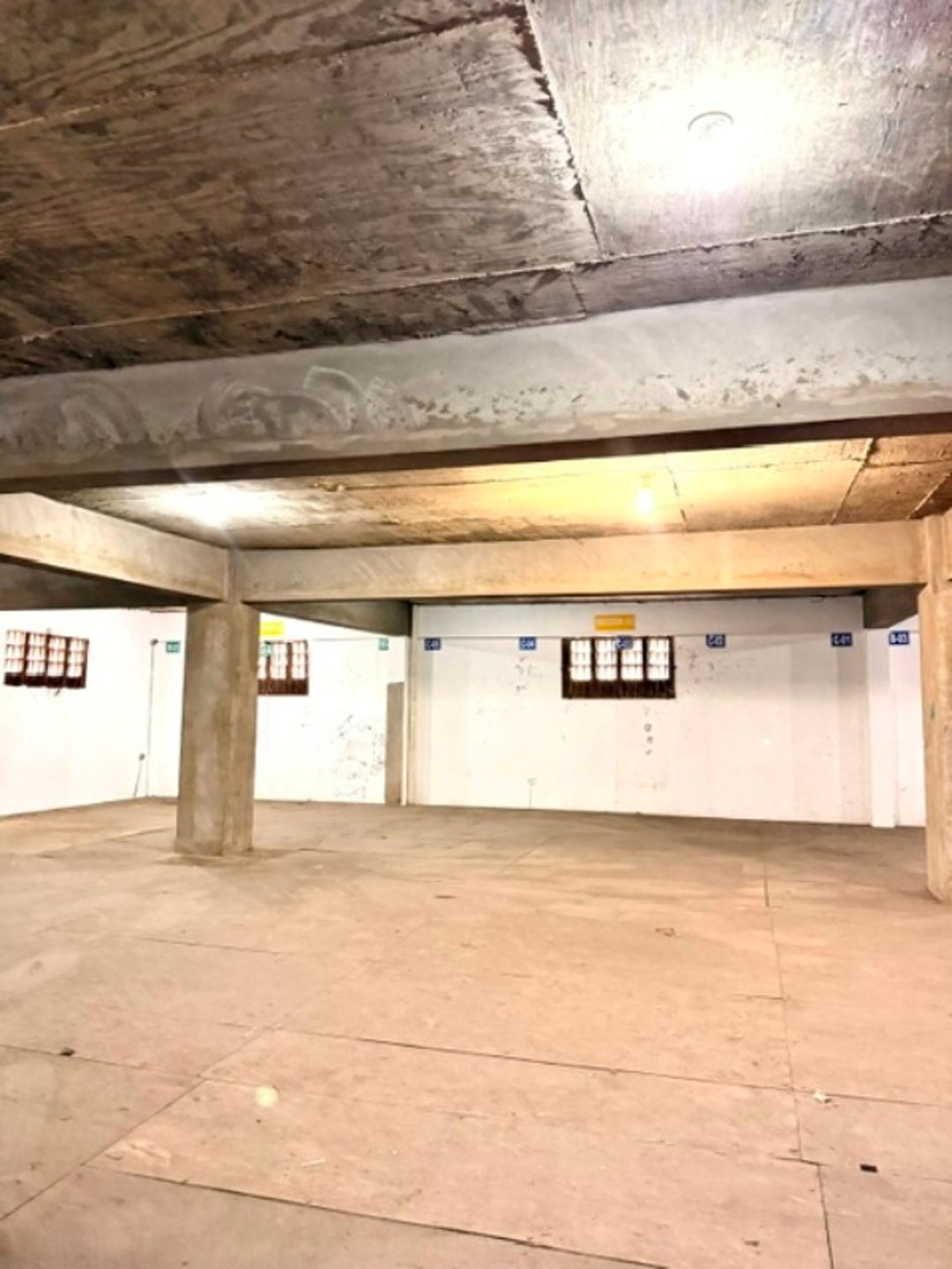 Local comercial en Ensanche Kennedy, foto 3