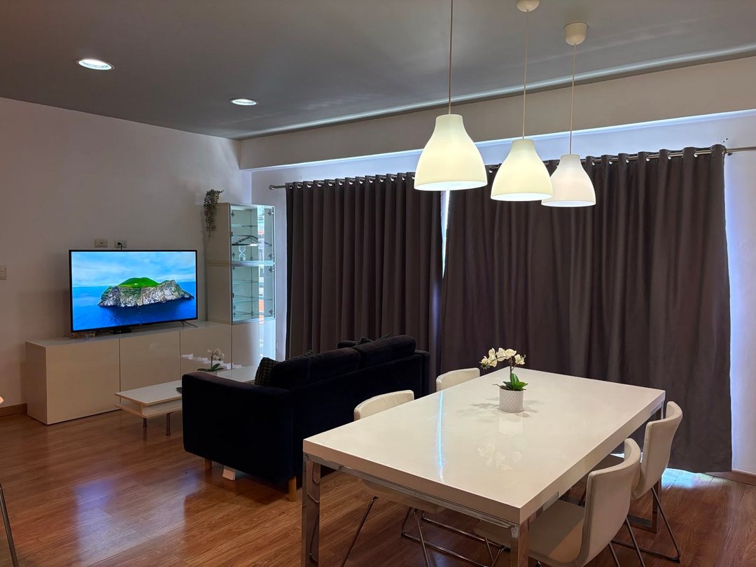 Apartamento en Evaristo Morales, foto 2