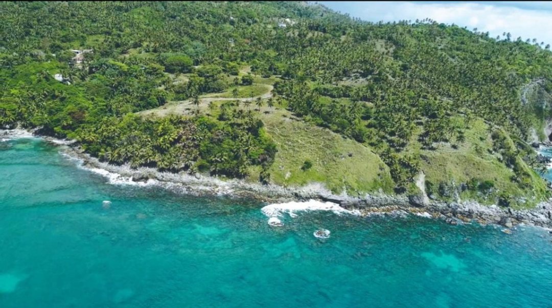 Solar en Samaná, Loma de la Piña, foto 4