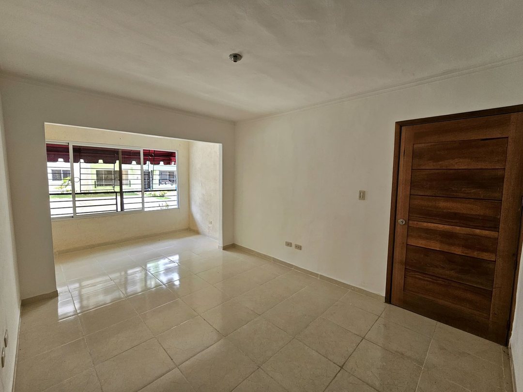 Apartamento en Jacobo Majluta, foto 3