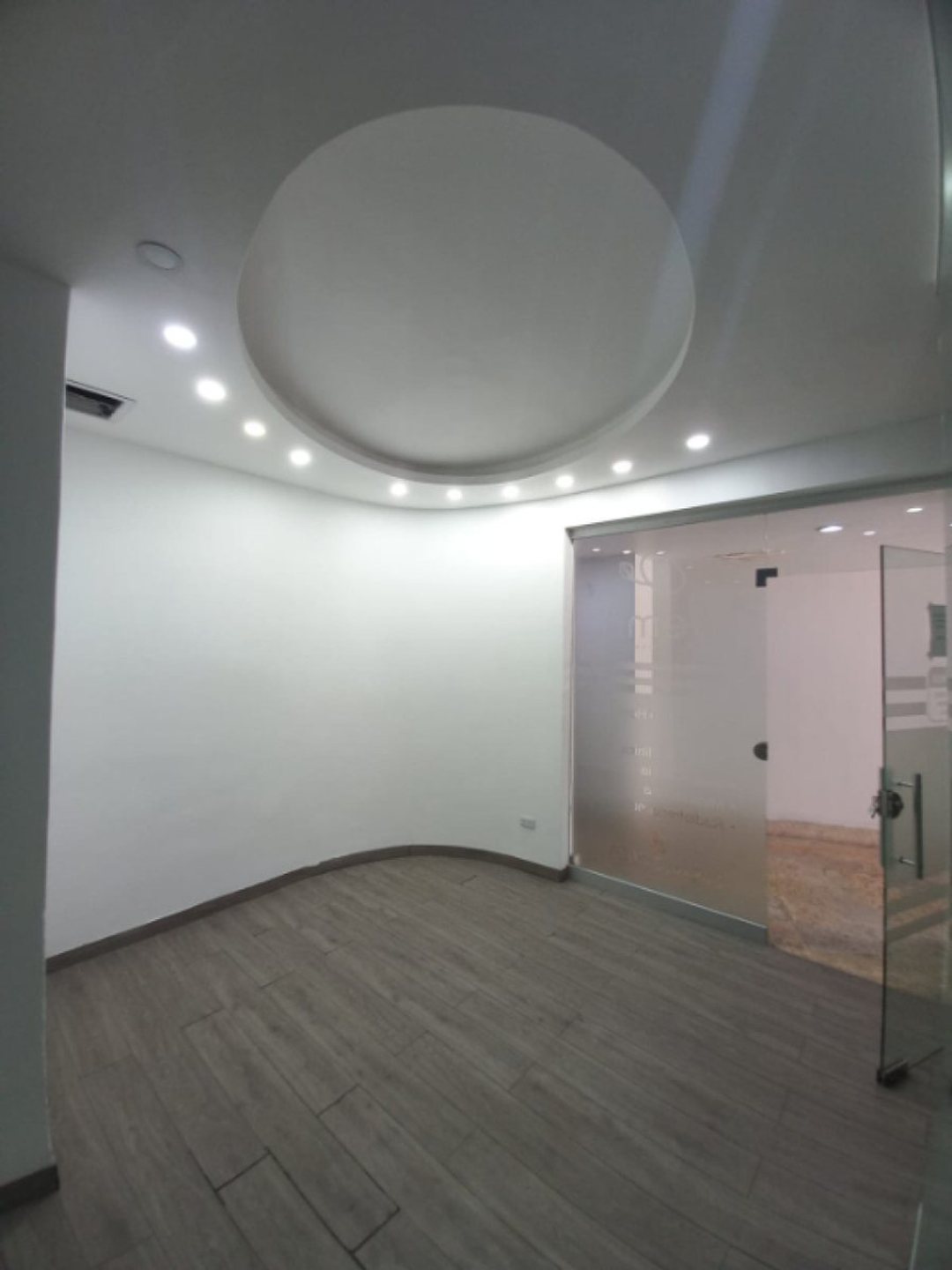 Local comercial en Santo Domingo, foto 2