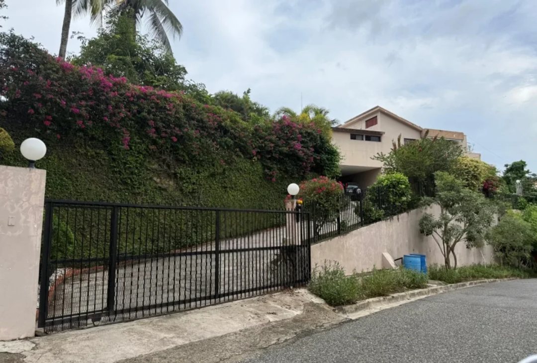 Casa en Arroyo Hondo, foto 2
