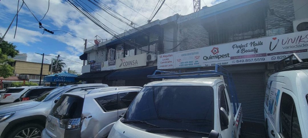 Local comercial en La Julia, foto 5
