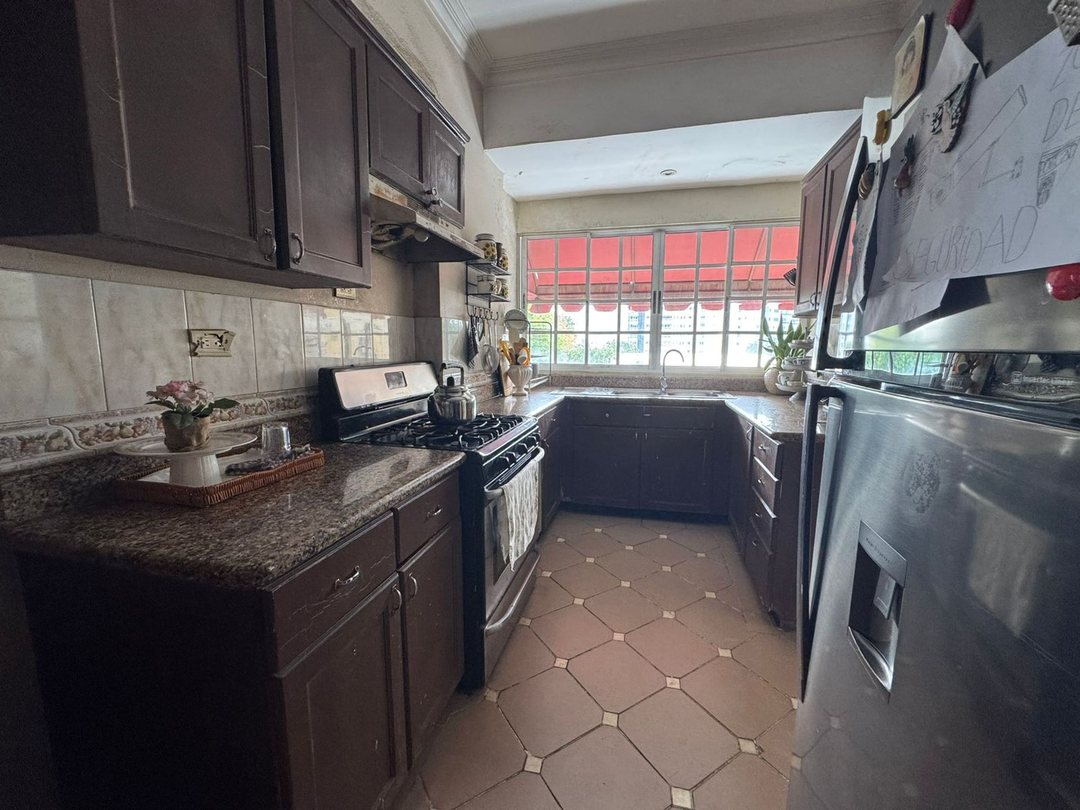 Apartamento en Av. Rómulo Betancourt, foto 3