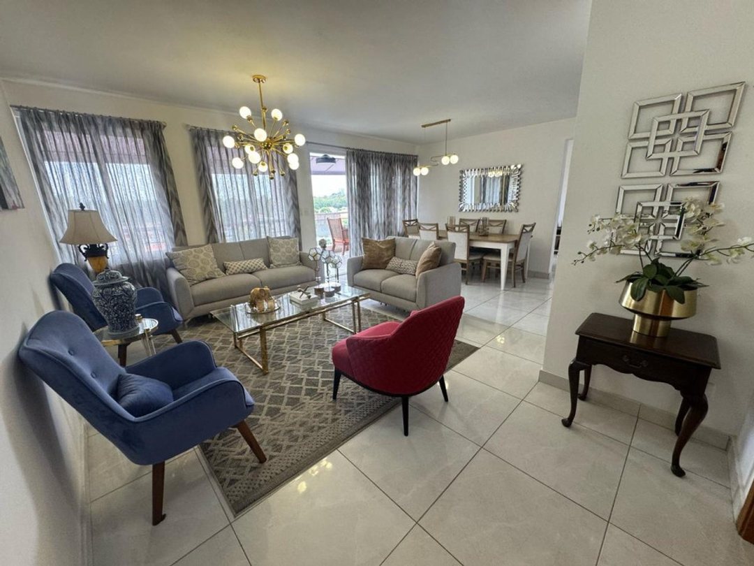 Apartamento en Ciudad Modelo, foto 2