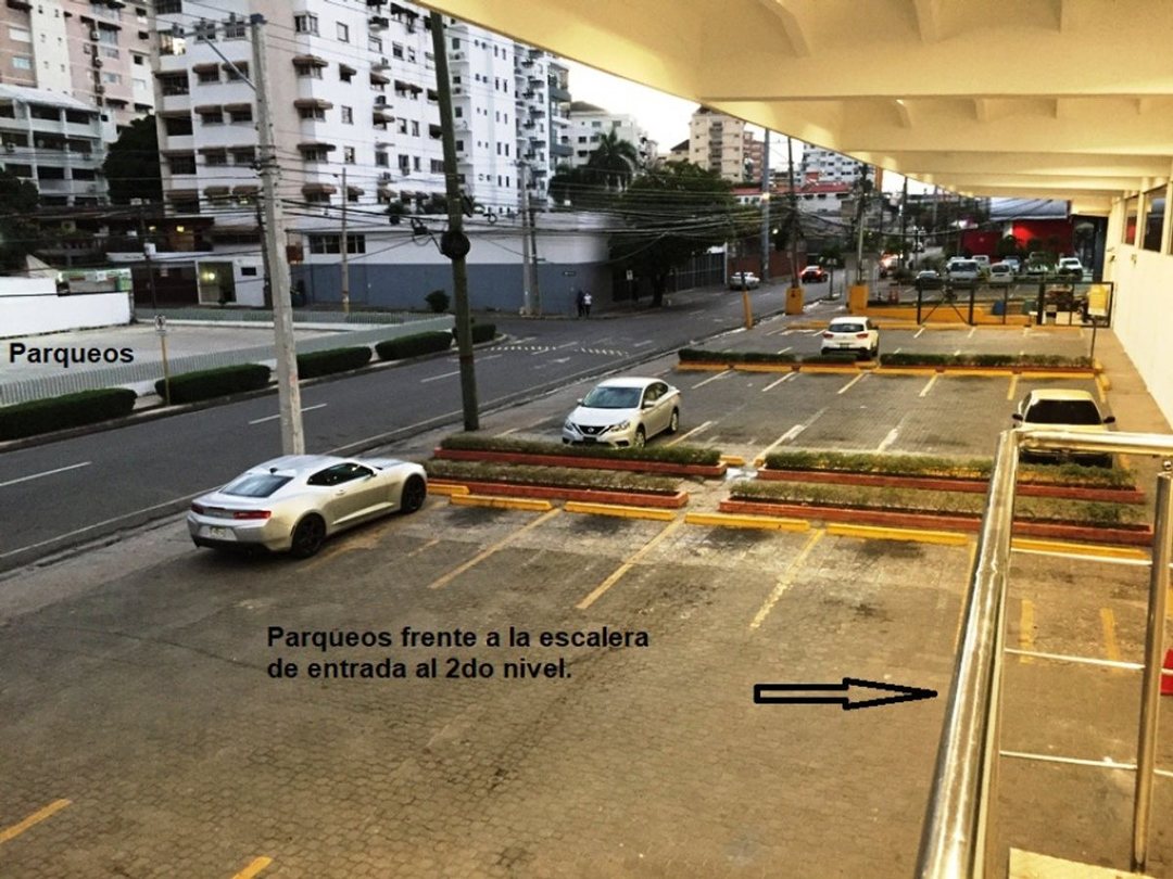 Local comercial en Ensanche Naco, Santo Domingo, foto 4